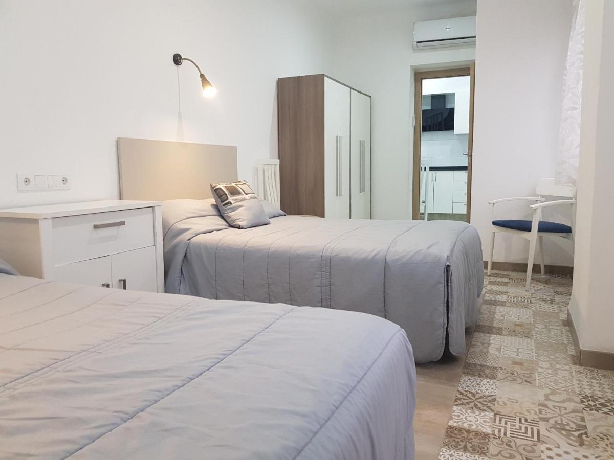 Luceros Apartamentos אליקאנטה מראה חיצוני תמונה